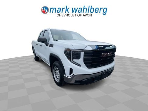 Used 2022 GMC Sierra 1500 Pro w/ Trailering Package AWD/4WD image 2