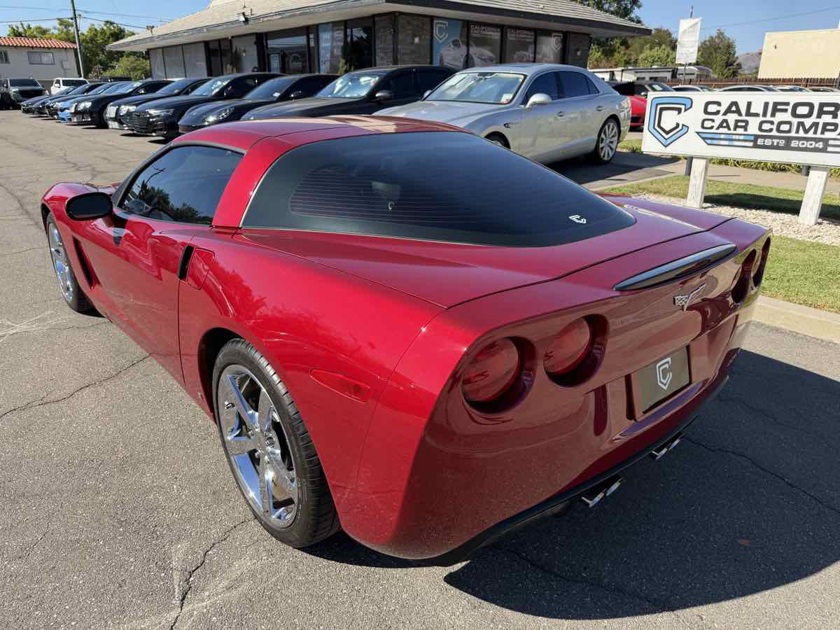 Used 2009 Chevrolet Corvette Coupe w/ Preferred Equipment Group RWD image 3