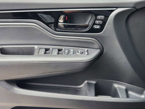 Used 2025 Honda Odyssey Elite image 23