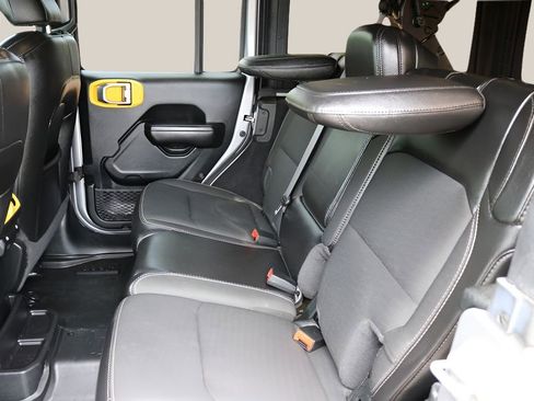 Used 2020 Jeep Wrangler Unlimited Sport AWD/4WD image 15