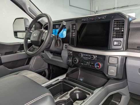 Used 2024 Ford F250 XLT w/ XLT Premium Package AWD/4WD image 45