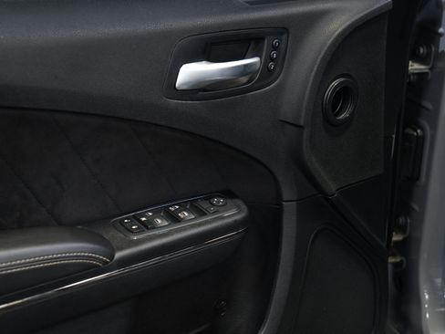 Used 2017 Dodge Charger R/T RWD image 26