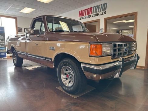 Used 1990 Ford F150 2WD Regular Cab image 2