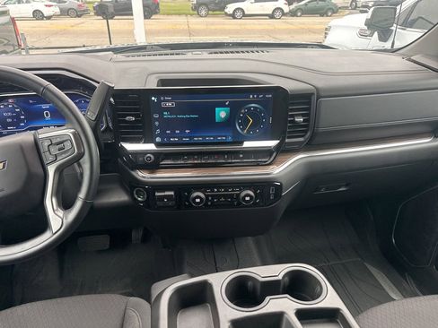 Used 2024 Chevrolet Silverado 1500 LT w/ Texas Edition Plus RWD image 10