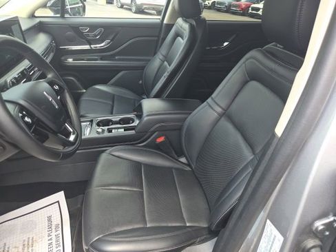Certified 2024 Lincoln Corsair AWD w/ Equipment Group 101A image 27