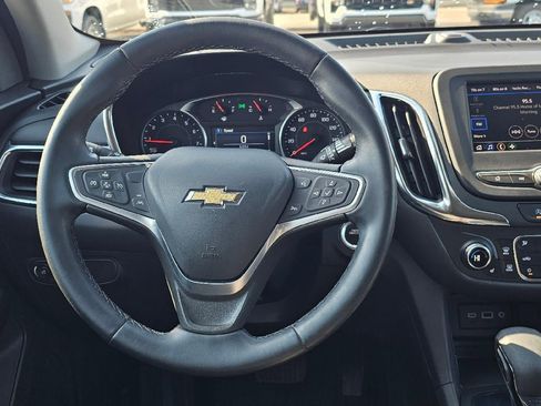 Used 2023 Chevrolet Equinox LT FWD image 13