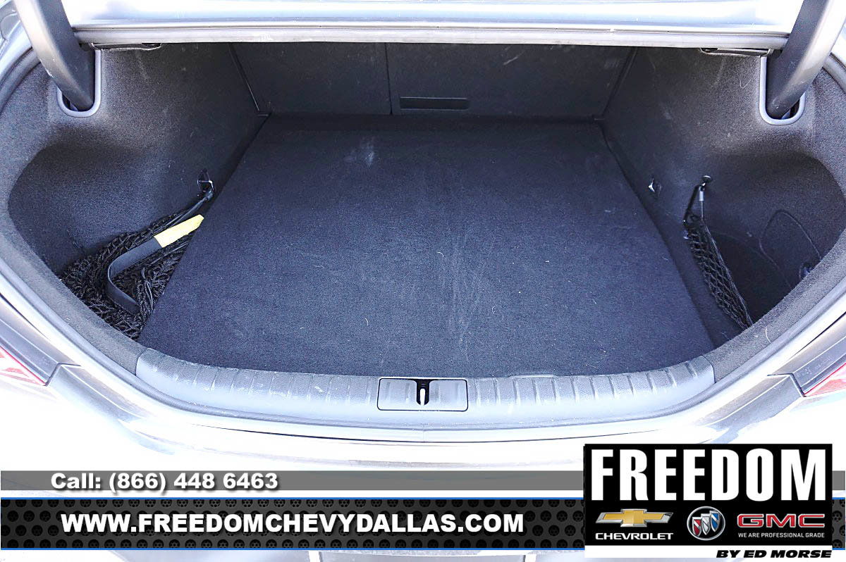 Used 2025 Genesis G70 2.5T RWD image 46
