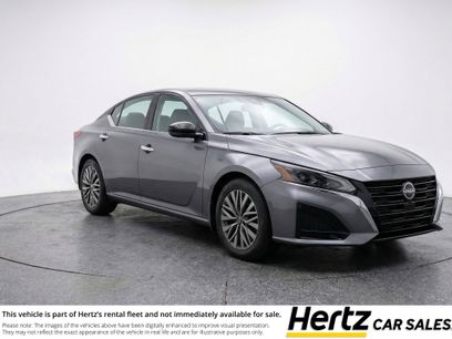 Used 2025 Nissan Altima 2.5 SV
