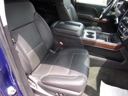 Used 2015 GMC Sierra 1500 SLT w/ SLT Crew Cab Value Package image 18