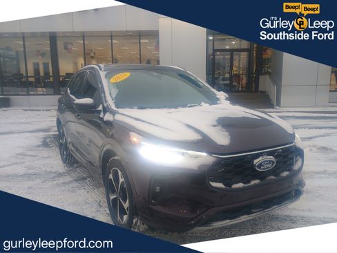 Used 2023 Ford Escape ST-Line Select w/ Tech Pack #2 image 1