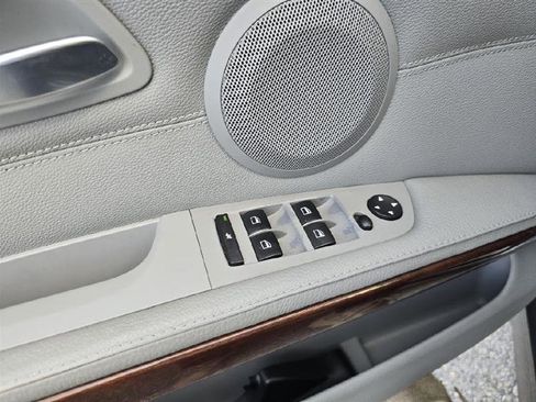 Used 2011 BMW 328i Sedan image 32