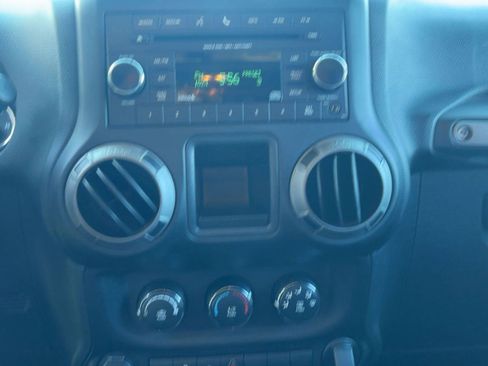 Used 2016 Jeep Wrangler Unlimited Sport w/ Max Tow Package image 21