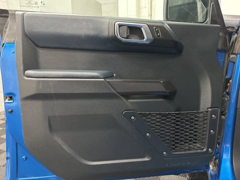 Used 2024 Ford Bronco Outer Banks image 19