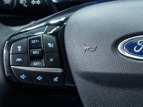 Used 2022 Ford Escape SEL w/ Technology Package AWD/4WD image 13