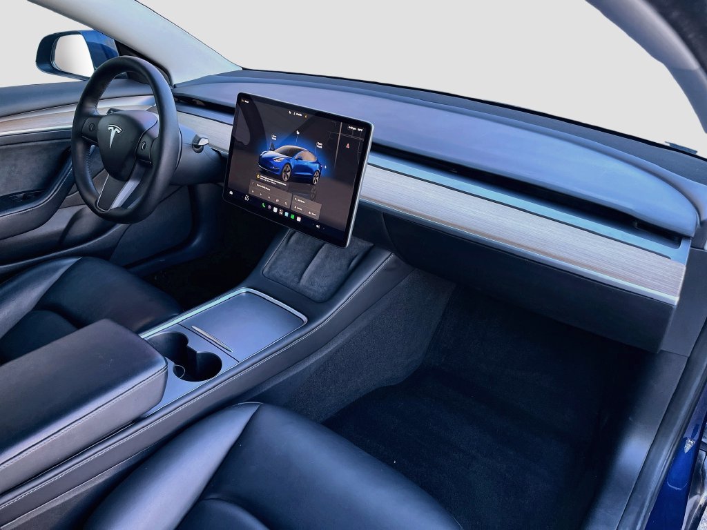 Used 2023 Tesla Model 3 Standard Range RWD image 29