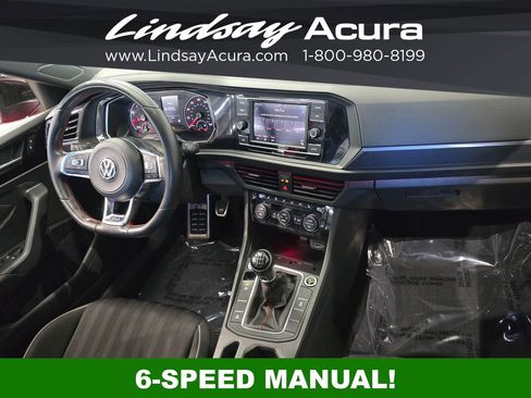 Used 2019 Volkswagen Jetta GLI FWD image 10