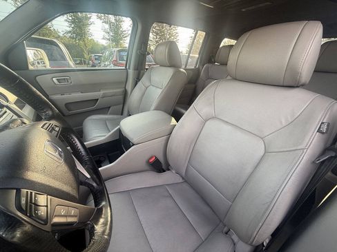 Used 2013 Honda Pilot Touring image 11