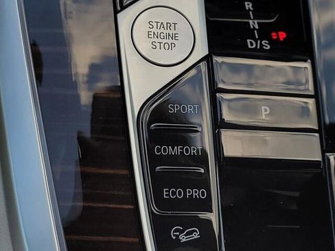 New 2026 BMW X7 xDrive40i image 25