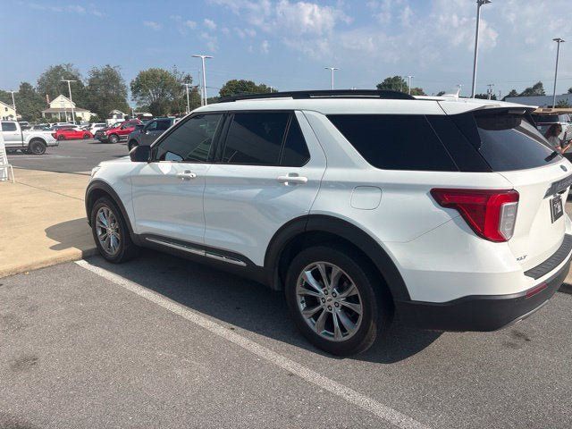Certified 2020 Ford Explorer XLT w/ Equipment Group 202A AWD/4WD image 9