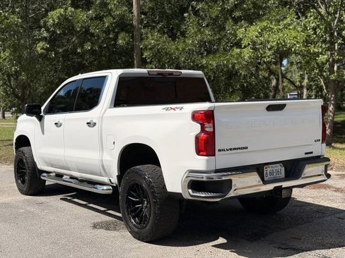Used 2020 Chevrolet Silverado 1500 LTZ w/ LTZ Plus Package AWD/4WD image 3