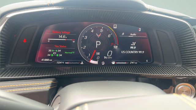 Used 2021 Chevrolet Corvette Stingray Premium Conv w/ Z51 Performance Package RWD image 12