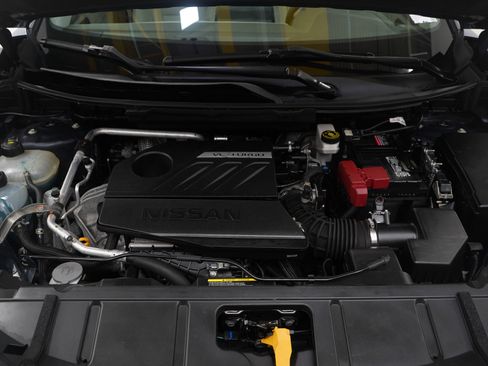 Used 2023 Nissan Rogue SV w/ SV Premium Package image 31