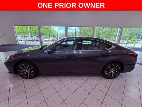 Used 2023 Lexus ES 350 w/ Premium Package FWD image 4