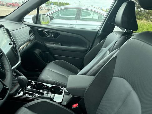Used 2026 Subaru Forester Touring AWD/4WD image 12