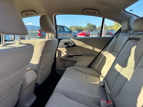 Used 2016 Honda Accord LX image 23