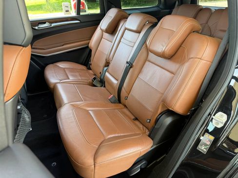 Used 2017 Mercedes-Benz GLS 550 4MATIC w/ Driver Assistance Package image 30