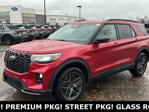 New 2026 Ford Explorer ST-Line w/ ST-Line Street Pack AWD/4WD image 3