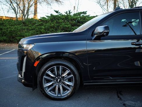 Used 2023 Cadillac Escalade Sport image 5