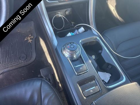 Used 2017 Ford Fusion SE w/ Fusion SE Technology Package image 50