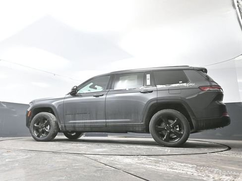 New 2025 Jeep Grand Cherokee L Limited w/ Black Appearance Package image 52