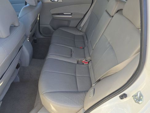 Used 2010 Subaru Forester 2.5X Limited image 11