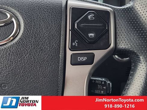 Used 2015 Toyota 4Runner Limited AWD/4WD image 29