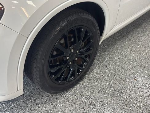 Used 2015 Dodge Durango R/T w/ Technology Group RWD image 41