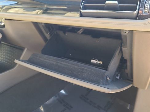 Used 2020 Lincoln Aviator Reserve w/ Equipment Group 201A image 22