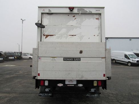 Used 2020 Chevrolet Express 3500 image 4
