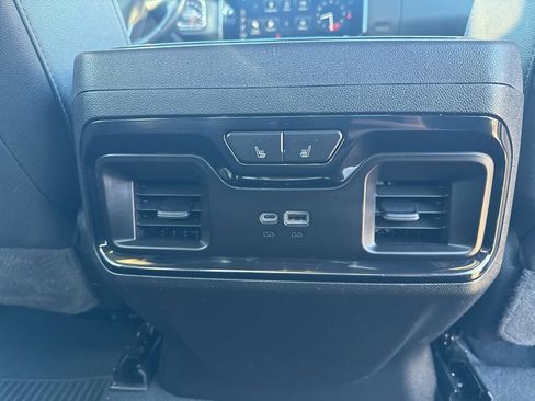 Used 2024 GMC Sierra 1500 AT4 w/ Technology Package image 17