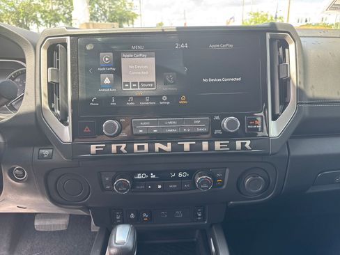 Certified 2025 Nissan Frontier SV w/ SV Convenience Package RWD image 19