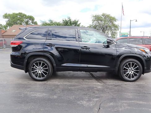 Used 2018 Toyota Highlander SE AWD/4WD image 7