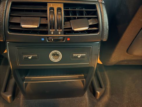 Used 2010 BMW X6 xDrive50i image 16