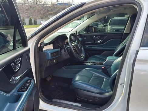 Used 2020 Lincoln Corsair Reserve w/ Equipment Group 201A image 22
