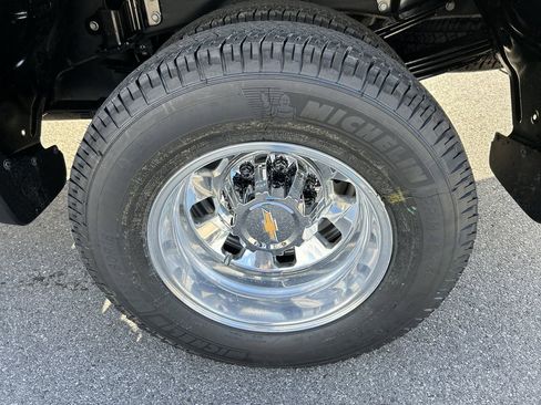 New 2026 Chevrolet Silverado 3500 LT image 10