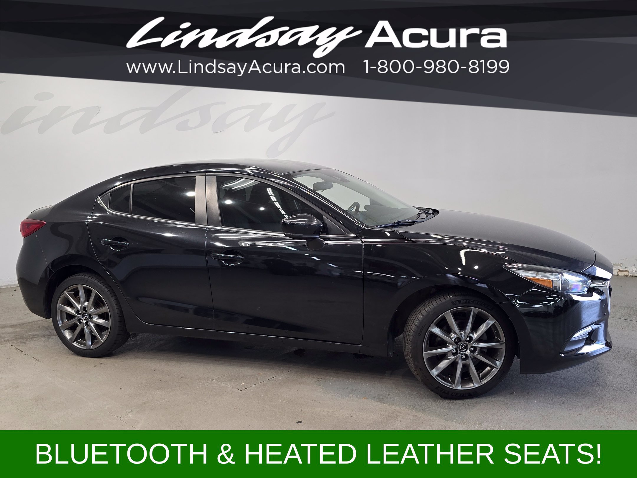Used 2018 MAZDA MAZDA3 Touring FWD image 3