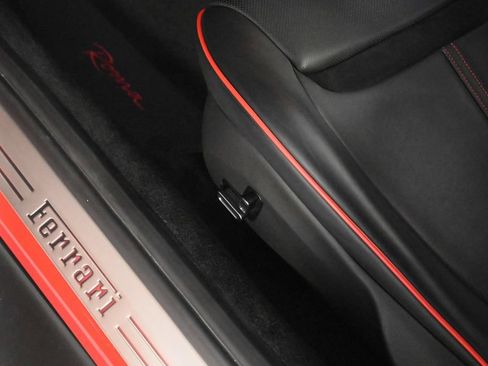 Used 2022 Ferrari Roma RWD image 23