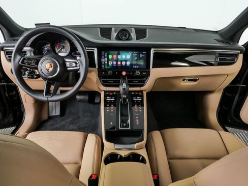 New 2026 Porsche Macan AWD/4WD image 20