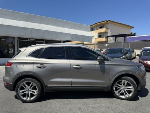 Used 2017 Lincoln MKC Reserve w/ Lincoln MKC Climate Package AWD/4WD image 1