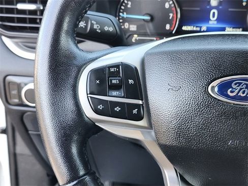Certified 2022 Ford Explorer XLT image 29